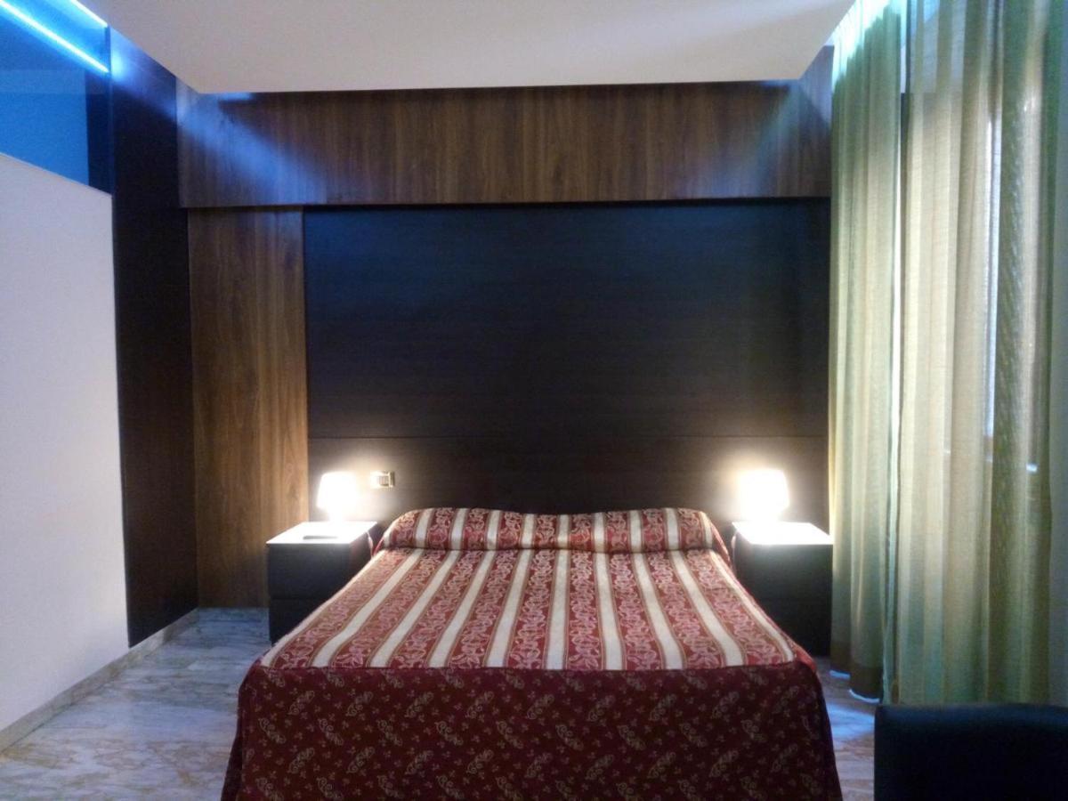 Hotel Milazzo Roma Esterno foto